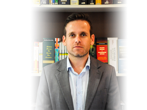 André V. Pinto Torres